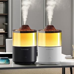 Mini humidificateurs de bureau colorés avec arôme de montagne, humidificateur portable de 200 ml, simulation de flamme pour voiture - Product Image 1