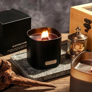 Bougie parfumée carrée en céramique Asceredolia, cire de soja, aromathérapie, décoration d'intérieur, design minimaliste, parfum floral végétal - Product Image 2