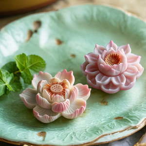 Silicone Lotus <b>Candle</b> <b>Mold</b> 3D Flower Shape For DIY <b>Candles</b> Soap Plaster Decorative Crafting - Product Image 4
