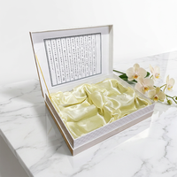 Boîte cadeau de luxe faite à la main avec logo personnalisé, boîte d'emballage en carton rigide blanc mat de 2 mm avec fermeture magnétique et doublure en satin