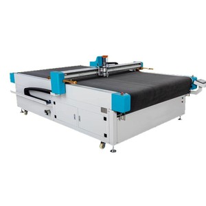 Machine de découpe laser de mousse Dingfeng 2000x1000mm avec commande PLC pour la découpe d'éponge, de tissu et de moquette - Product Image 2