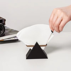 Carta da filtro per caffè in pasta di legno 100% perfetta per tazze filtranti a forma di V, alta efficienza di filtrazione - Product Image 2