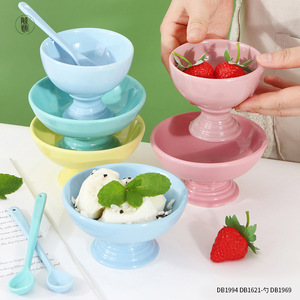 Mug à glace en céramique de style coréen avec cuillère, sûr pour les aliments, tasse cadeau pour enfants, vente en gros, personnalisable - Product Image 2