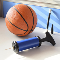 Pompe à air manuelle portable légère et durable JUNYE BPJY004 pour ballons de football (noir/bleu/couleurs personnalisées)