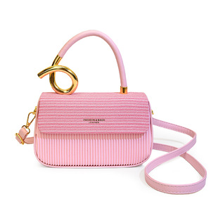 2025 nuevo bolso personalizado europeo y americano, bolso <span class=keywords><strong>de</strong></span> caja <span class=keywords><strong>de</strong></span> gama alta para mujer, bolso cuadrado pequeño cruzado - Product Image 5