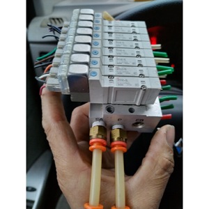 Vanne Solénoïde SY3140-5L 8 bits avec base, équipement d'automatisation industrielle - Product Image 5