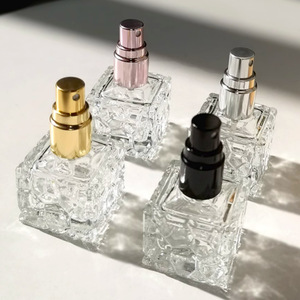 10ml bottiglia campione <span class=keywords><strong>di</strong></span> <span class=keywords><strong>profumo</strong></span> in oro rosa con foschia Fine per cubetti d'<span class=keywords><strong>acqua</strong></span> con tappo a vite a spruzzo flacone in oro rosa in bottiglia separatamente <span class=keywords><strong>profumo</strong></span> d'oro rosa - Product Image 4