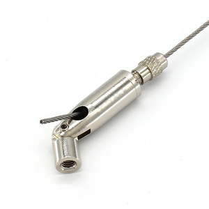 Accessoires d'éclairage : Kit de suspension avec pince à câble, engrenage droit et articulation rotative pour câble métallique - Product Image 2
