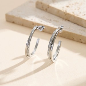 Boucles d'oreilles créoles multi-boucles en zircon cubique imperméables, hypoallergéniques, en acier inoxydable, pour femmes, à porter au quotidien - Product Image 4