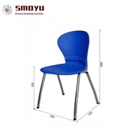 Chaise d'école en plastique portable et durable, couleur personnalisée, design moderne, structure en acier, ergonomique et pliable pour usage en bureau et immeuble.