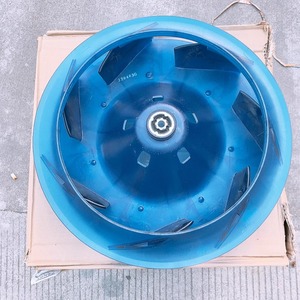 เครื่องปรับอากาศติดเพดานมีเดีย 476X137 อุปกรณ์เสริมท่อพลาสติก สีฟ้า - Product Image 2