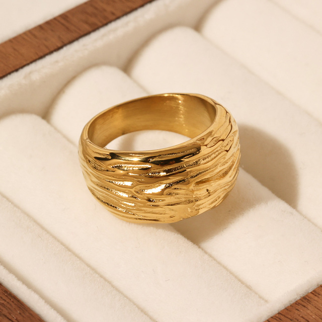 High End Handmade Stainless Steel PVD 18K Gold Plated Engagement Ring Jewelry Fashionable for Anniversary & Party Gifts
