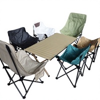 Ensemble de meubles d'extérieur modernes en aluminium avec table et chaises pliables réglables en hauteur, avec sac de transport pour le camping