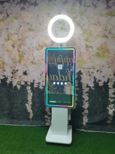 Coque de photomaton miroir intelligente 21,5/32 pouces avec support d'imprimante, machine portable pour photomaton de mariage - Product Image 1