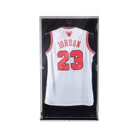 Vitrine de cadre de maillot de t-shirt uniforme en acrylique verrouillable résistant aux UV avec support de suspension mural