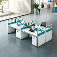 Bureau informatique moderne pour 4 personnes, table de bureau en verre, poste de travail modulaire pour immeuble de bureaux