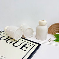 Bouteille d'aromathérapie en verre blanc brillant de 150 ml, diffuseur rond avec couvercle en bois pour parfum d'intérieur et huiles essentielles
