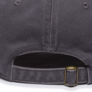 Gorra de béisbol de pana personalizada con logo bordado multicolor, gorra de béisbol unisex de 6 paneles - Product Image 6