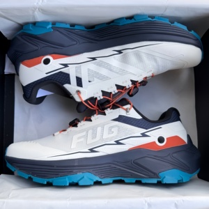 Chaussures de course unisexes imperméables, chaussures de jogging décontractées de luxe personnalisées, chaussures de marche de haute qualité - Product Image 2
