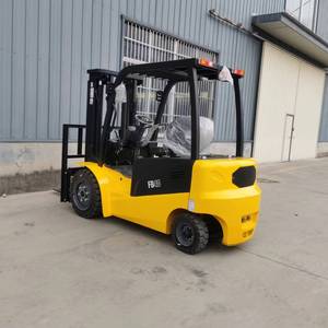 WELIFTRICH 48V Electric Forklift 4.0 Ton Lithium-Ion Battery with Three-Stage Mast Solid Tires Electric Side Shifter for Sale - Product Image 2