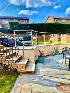 YL METAL Stainless 304 316 Outdoor Tempered Glass <strong>Railing</strong> Design for <strong>Balcony</strong> <strong>Railing</strong> - Product Image 3