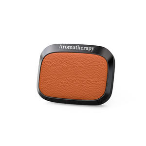 Aikun Purificateur d'air de voiture de luxe élégant, diffuseur de parfum avec logo personnalisé, gel organique, placement sur grille d'aération, liquide solide, sans composants naturels - Product Image 5