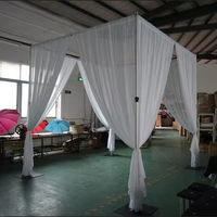 Système de toile de fond robuste pour événements de mariage, scènes et salons professionnels