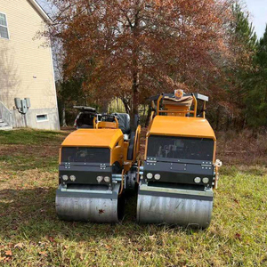 Compacteur routier vibrant de 1, 2 et 3 tonnes, mini-compacteur autoporté pour asphalte avec composant moteur essentiel - Product Image 6