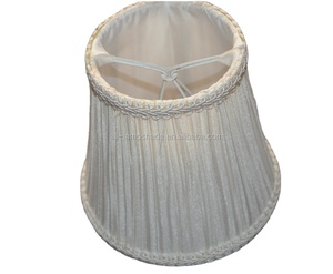 Mini pince plissée de haute qualité <span class=keywords><strong>sur</strong></span> <span class=keywords><strong>ampoule</strong></span> pince bougie lustre en cristal décoration <span class=keywords><strong>abat</strong></span>-<span class=keywords><strong>jour</strong></span> en tissu - Product Image 1