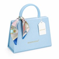 Coffret Cadeau Savon de Luxe en Forme de Sac à Main 200g Savon Parfumé Bleu Marin avec Foulard en Soie, Savon de Bain Premium, OEM ODM