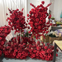IFG Moderne Hoge Kwaliteit Kunstzijde Rode Rozen Bloemenloper Tafeldecoratie Achtergrond voor Bruiloft Feestdecoratie