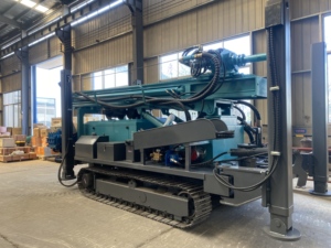 Foreuse de puits d'eau sur chenilles FY600 |   600 m de profondeur, 132 kW Cummins, 12 t |   Machine de forage pneumatique et hydraulique - Product Image 1