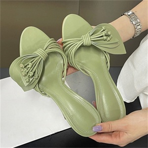 Nouvelles sandales à talons hauts à enfiler, style européen et américain, motif floral vert, bout ouvert, talon aiguille, collection 2025 - Product Image 2