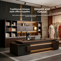 Poste de travail de bureau avec armoire latérale déplaçable, finition grain de bois raffiné et service de conception de projet