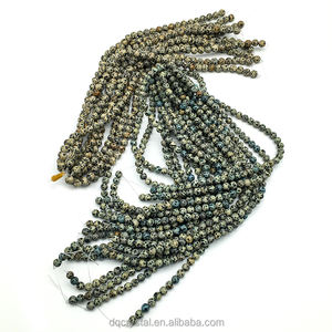 Vente en gros de pierre naturelle dalmatine jaspe, perles de cristal de jaspe dalmatien rondes à pois noirs pour la fabrication de bijoux - Product Image 1