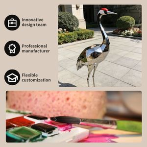 Statues d'Oiseaux Grue à Couronne Rouge en Acier Inoxydable de Luxe pour Jardin, Finition Peinte, Résistantes aux Intempéries, Fabriquées à la Main, Installation Facile - Product Image 2