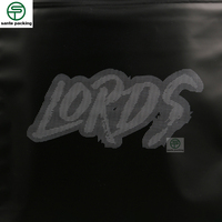 Logo personnalisé de grande taille, sac d'emballage noir simple et à la mode, sac en os à fermeture éclair scellé sweat-shirt de marque tendance