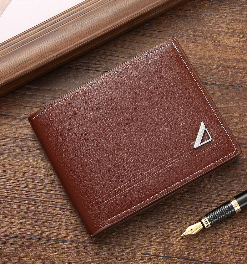 สีน้ำตาล