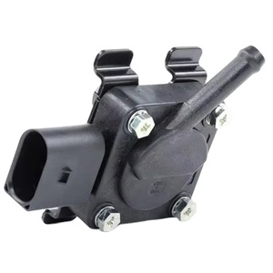 Medidores de flujo de aire BBmart Auto Parts para <span class=keywords><strong>BMW</strong></span> 325i <span class=keywords><strong>E39</strong></span> E46 E53 E60 OE 13627797517 para <span class=keywords><strong>BMW</strong></span> E90 13 62 7 797 517 - Product Image 1
