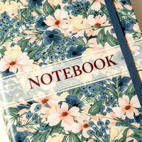 Carnet à couverture rigide personnalisé à motif floral A5, avec bande élastique et marque-page en ruban, idéal comme cadeau