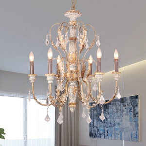 Lampadario Vintage Americano Retrò a 6 Luci <span class=keywords><strong>in</strong></span> Ferro e <span class=keywords><strong>Legno</strong></span> Intagliato, Finitura Oro Antico, a Risparmio Energetico per Soggiorno - Product Image 1