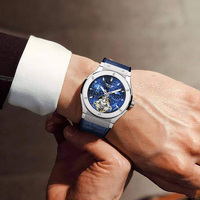 Pindu 2023 nouveauté montre mécanique lumineuse pour hommes avec bracelet en cuir affichage à cadran analogique bande résistante à l'eau largeur 22mm