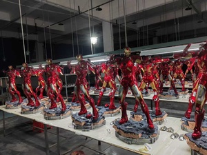 Statua di <span class=keywords><strong>Iron</strong></span> <span class=keywords><strong>Man</strong></span> MK7, Action Figure Avenger Mark 7 con Luce LED, Scultura in Resina a Grandezza Naturale per Decorazione di Sale Cinematografiche e Negozi - Product Image 2