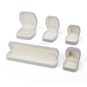 Bán Buôn Cao Cấp Đồ Trang Sức Bao Bì Vòng Cổ Vòng Đeo Tay Bông Tai Hộp Nhẫn Biểu Tượng Tùy Chỉnh Sang Trọng Handmade Màu Hồng PU Da Hộp Đồ Trang Sức - Product Image 2