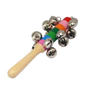 Sonajero con Campanas para el Desarrollo Sensorial del Bebé, Clase de Música, Mango de Madera Colorido con Campanas - Product Image 5