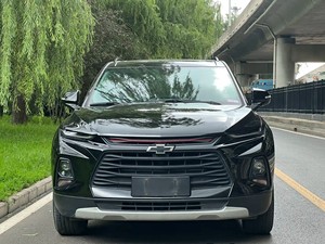 <span class=keywords><strong>Chevrolet</strong></span> <span class=keywords><strong>Blazer</strong></span> Redline 650T 7 places SUV Turbo <span class=keywords><strong>2020</strong></span> - Sièges en cuir, jantes alliage R20, barres de toit - Voitures d'occasion <span class=keywords><strong>à</strong></span> <span class=keywords><strong>vendre</strong></span> - Product Image 1
