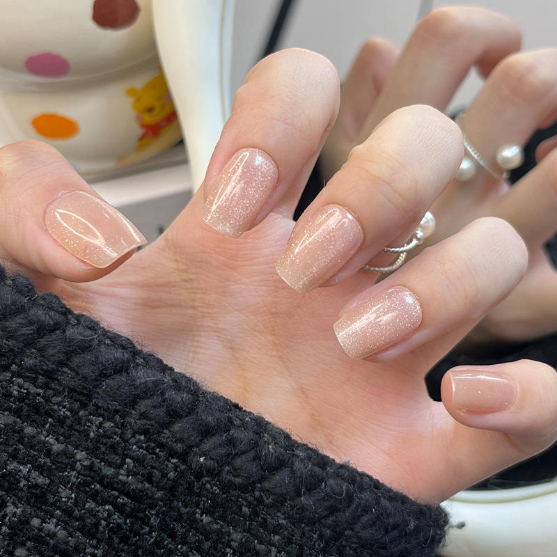 BS2088 fine shimmer natural look