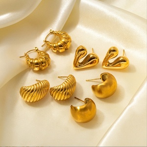 Statement Women 18k Gold Plated Stainless Steel Wholesale Bulk Geometric Hollow V <b>Heart</b> <b>Shaped</b> Water Drop C Studs Earrings - Product Image 4