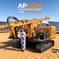 Pileuse solaire de type crawler APCOM pour systèmes photovoltaïques, équipement de forage hydraulique pour fermes solaires, équipement de pose de vis de fondation au sol