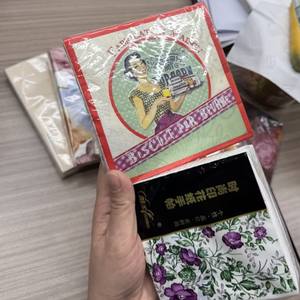 Serviettes <span class=keywords><strong>en</strong></span> <span class=keywords><strong>papier</strong></span> jetables bon marché <span class=keywords><strong>en</strong></span> gros pour fête dorée, serviettes de mariage pour le dîner - Product Image 1